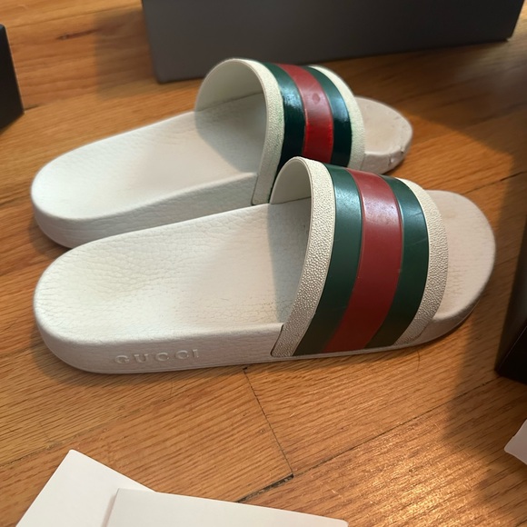 gucci pool slides - Picture 4 of 7